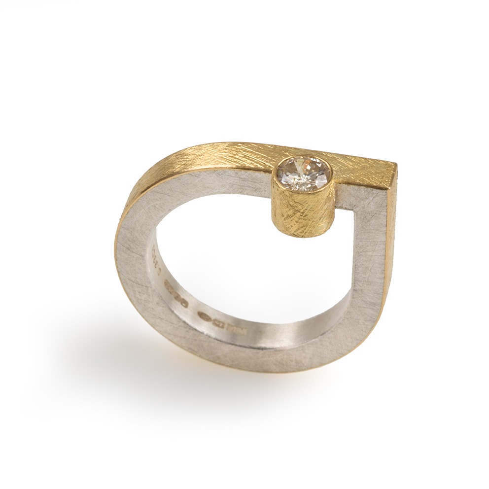 18ct Yellow Gold and Silver Ring with Diamond