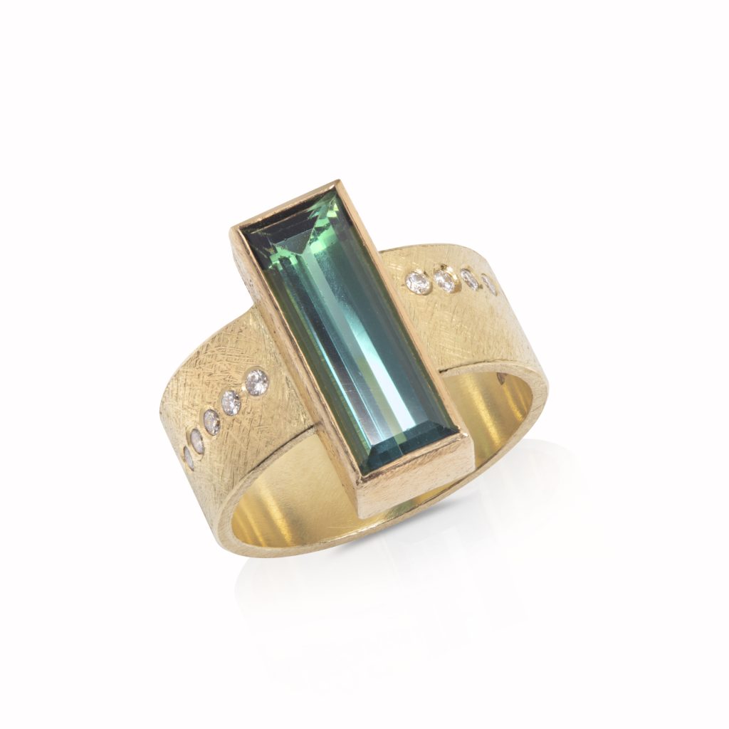 22ct and 18ct Yellow Gold Ring with Rectangular Green Tourmaline (16x6mm, 3.79ct) & 10 Diamonds (1.5mm, 0.14ct)