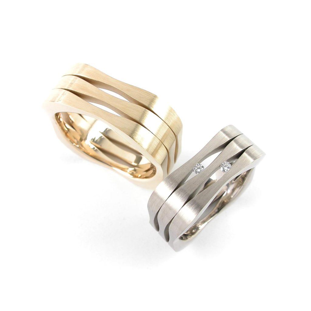 Cube 18ct Gold Ring - Image 2
