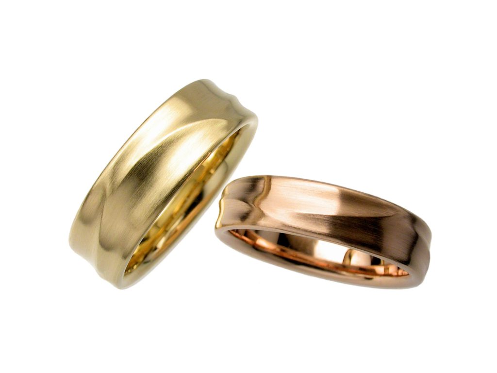 Glyph 18ct Gold Ring