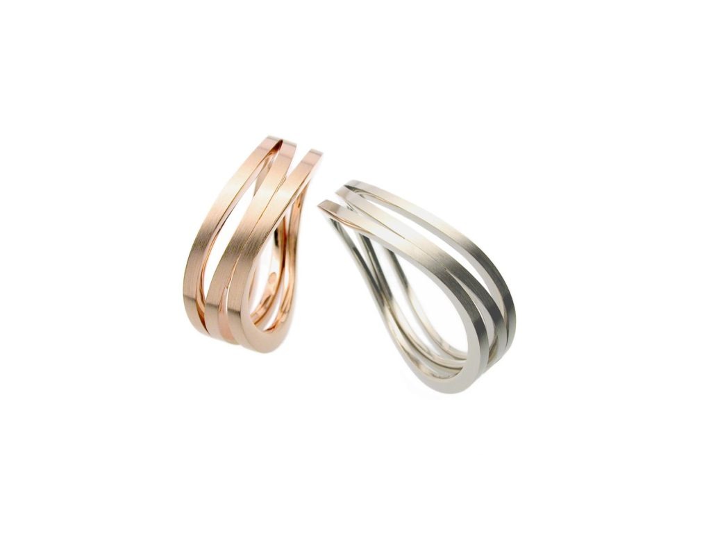 Swing 18ct Gold Ring